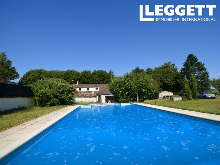 Image No.10-6 Bed House for sale