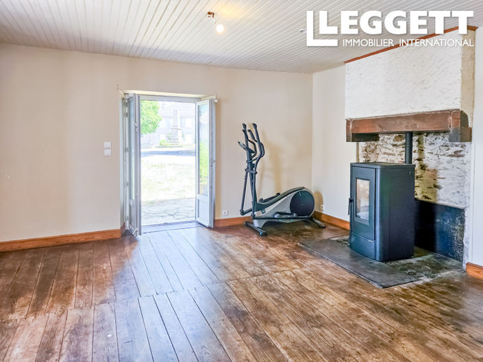 Image No.6-3 Bed House for sale