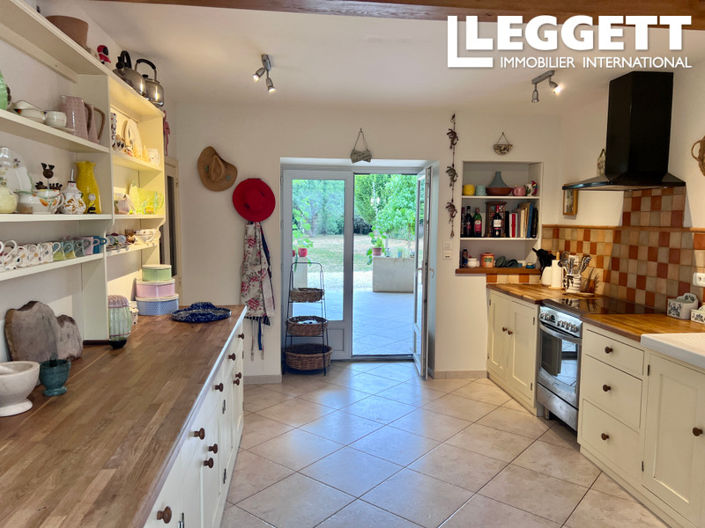 Image No.3-3 Bed House for sale