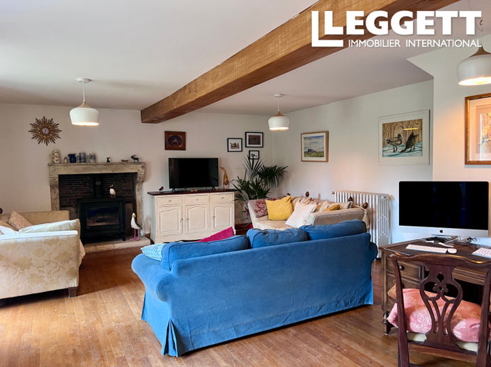 Image No.8-3 Bed House for sale