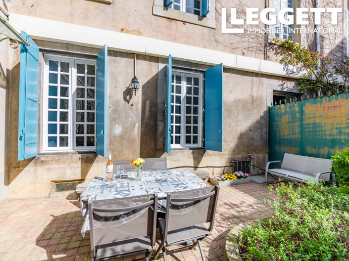 Image No.9-8 Bed Commercial for sale