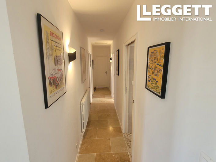 Image No.9-5 Bed House for sale