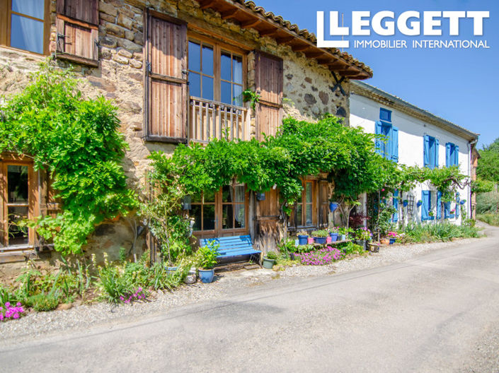 Image No.1-4 Bed House for sale