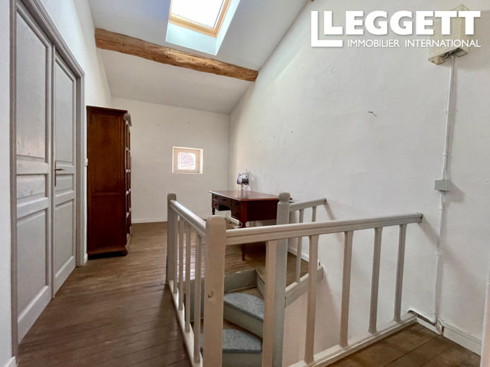 Image No.10-3 Bed House for sale