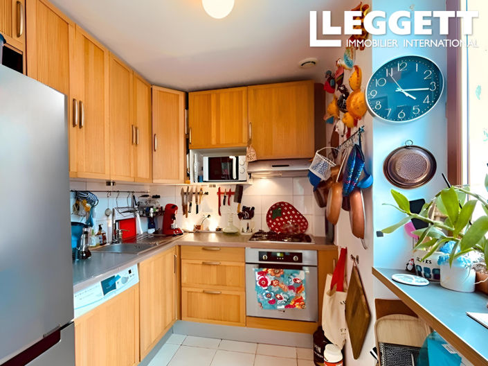 Image No.10-3 Bed House for sale