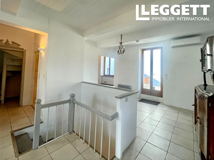 Image No.7-3 Bed House for sale