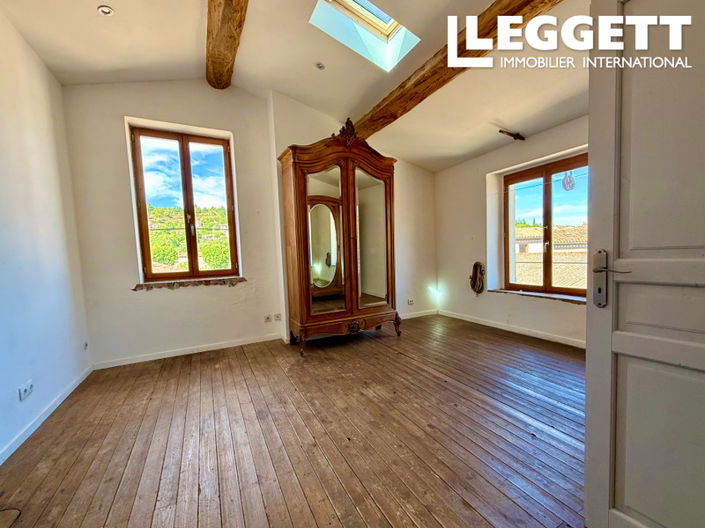 Image No.7-3 Bed House for sale
