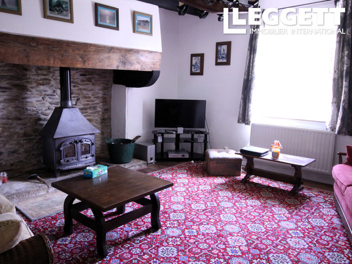 Image No.2-4 Bed House for sale