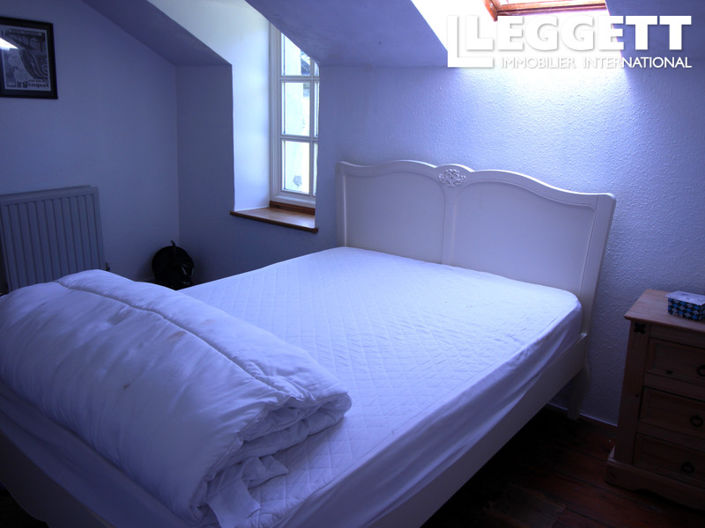 Image No.6-4 Bed House for sale