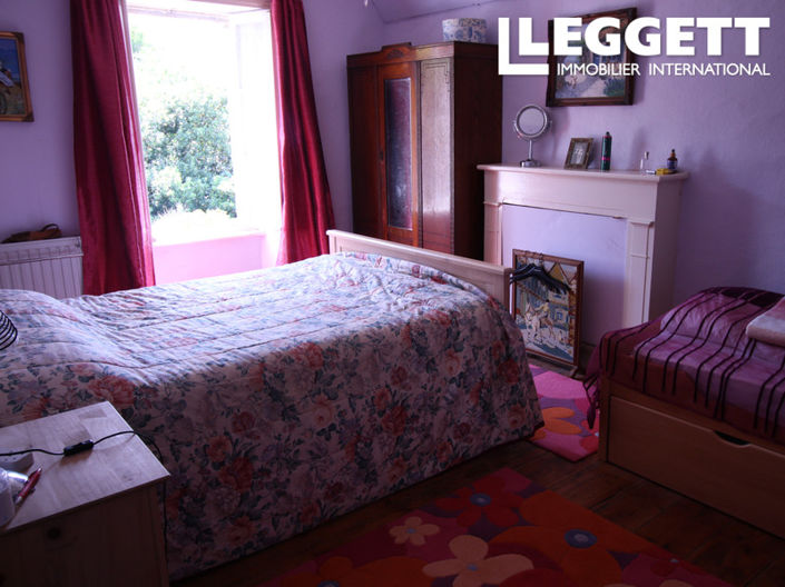 Image No.7-4 Bed House for sale