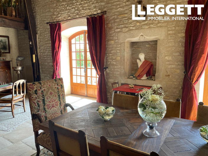 Image No.8-3 Bed House for sale