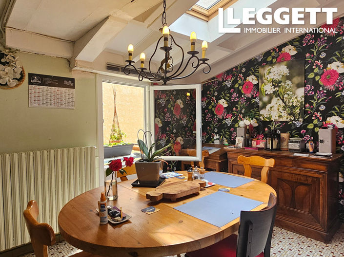 Image No.2-8 Bed House for sale