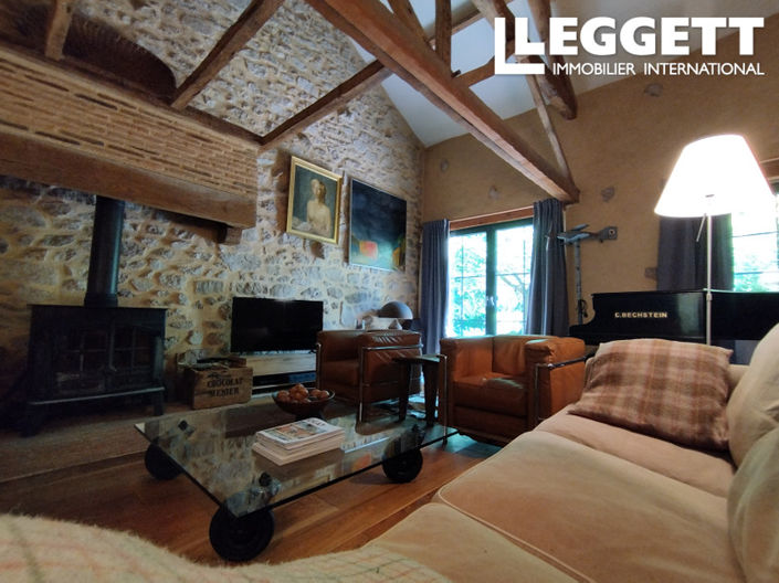 Image No.6-3 Bed House for sale