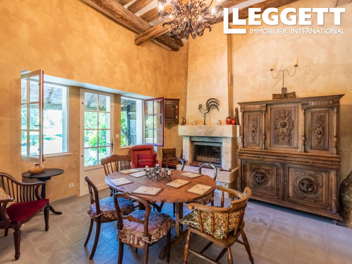 Image No.3-3 Bed House for sale