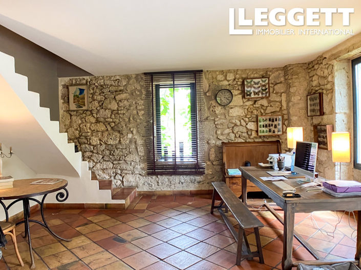 Image No.8-5 Bed House for sale