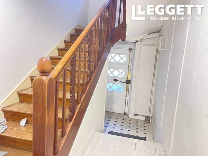 Image No.9-3 Bed House for sale