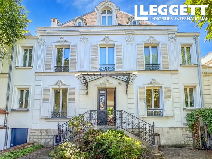 Image No.1-5 Bed House for sale