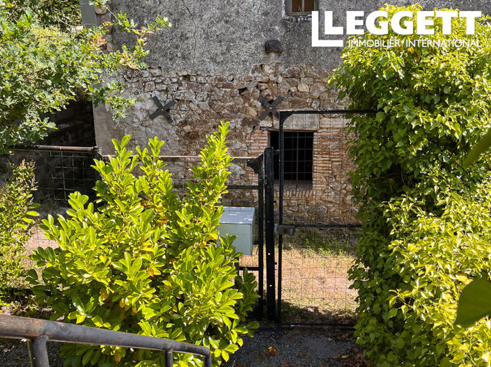 Image No.10-1 Bed House for sale