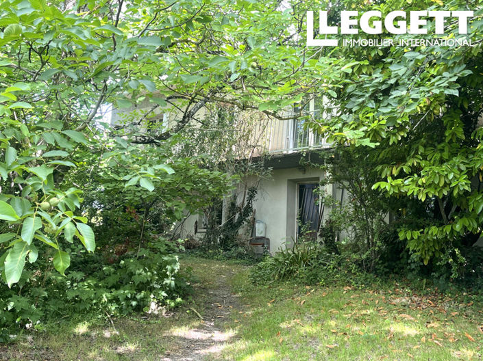 Image No.1-Maison de 4 chambres à vendre à Charente