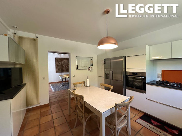 Image No.7-3 Bed House for sale