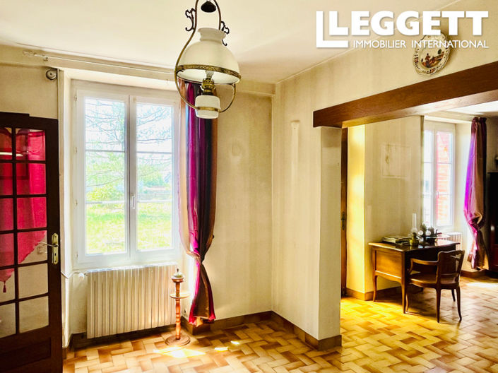 Image No.3-3 Bed House for sale