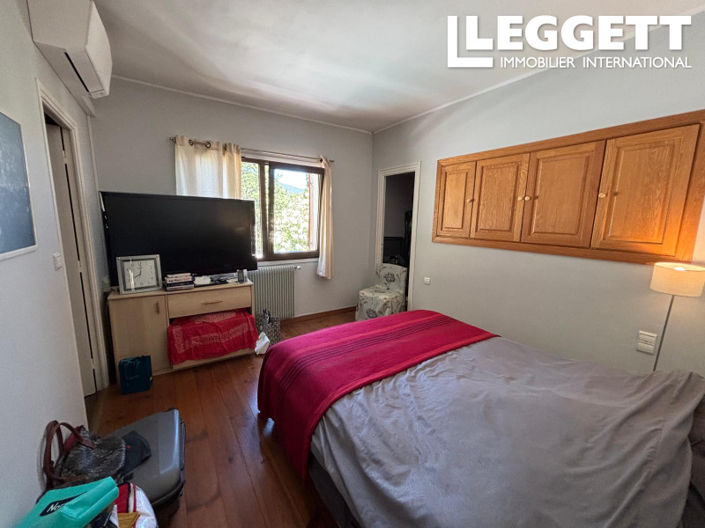 Image No.4-4 Bed House for sale