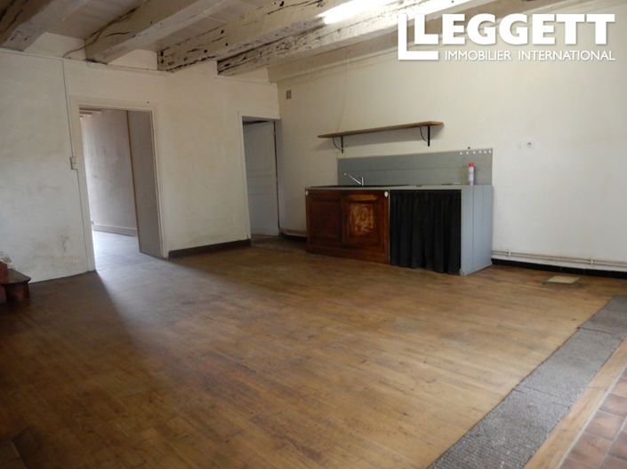 Image No.4-2 Bed House for sale