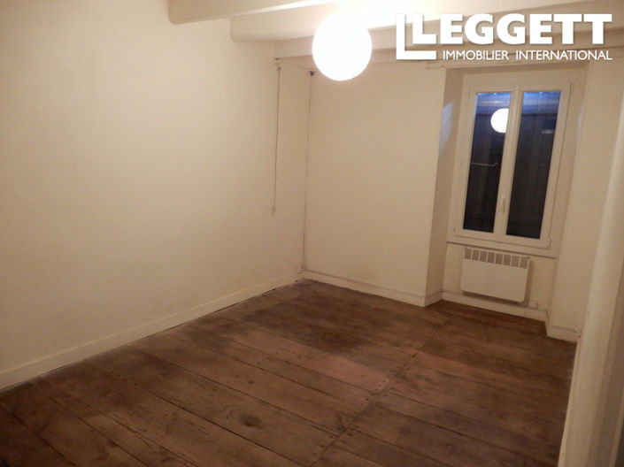 Image No.9-2 Bed House for sale