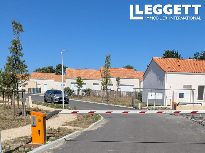 Image No.3-2 Bed House for sale