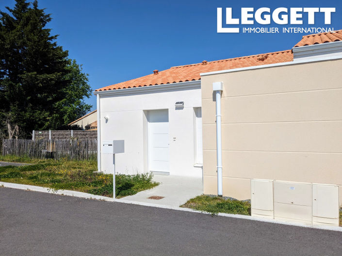 Image No.6-2 Bed House for sale