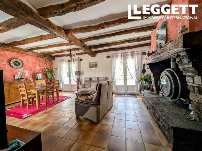 Image No.6-4 Bed House for sale