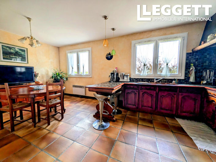 Image No.7-4 Bed House for sale