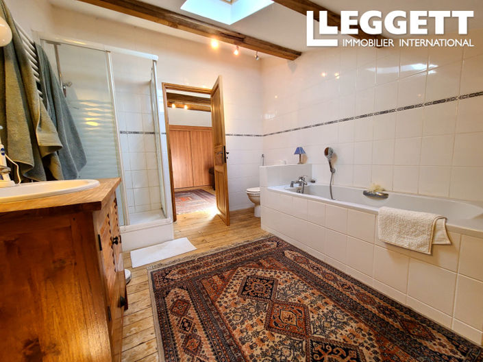 Image No.9-3 Bed House for sale