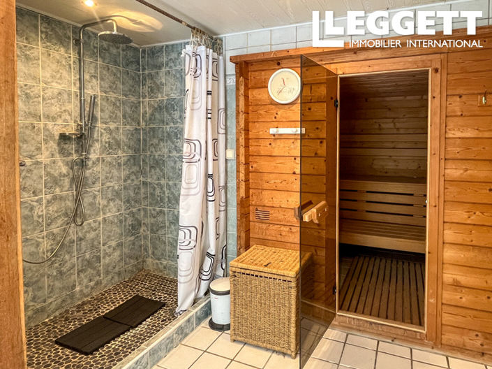 Image No.10-4 Bed House for sale