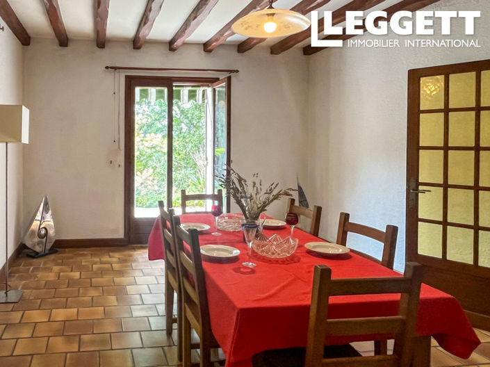 Image No.6-4 Bed House for sale