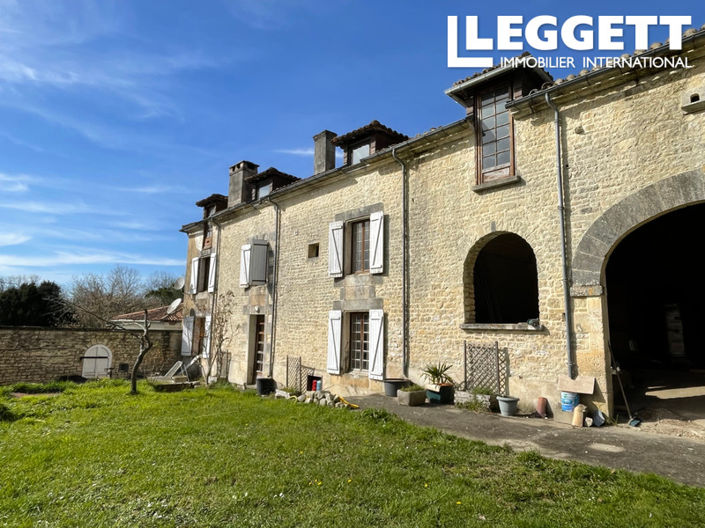 Image No.1-4 Bed House for sale