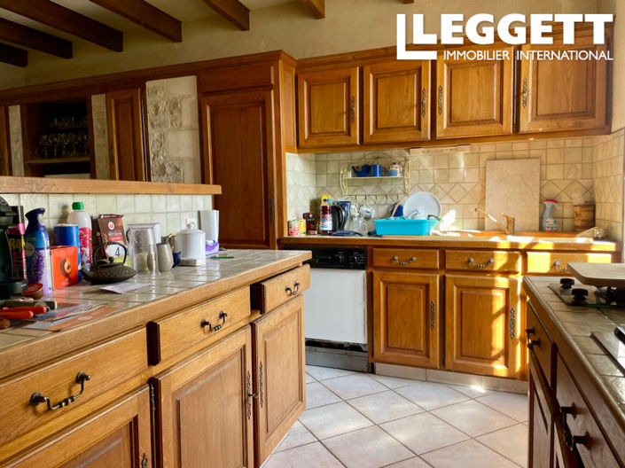 Image No.6-4 Bed House for sale