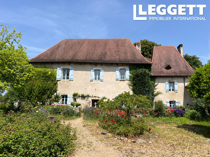 Image No.1-4 Bed Chateaux for sale