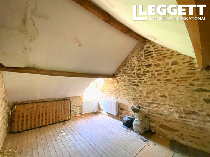 Image No.9-4 Bed House for sale