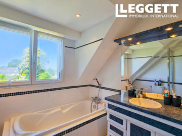 ahr0chm6ly9jzg4uagvzdglhlmltbw8vaw1hz2uvvevom