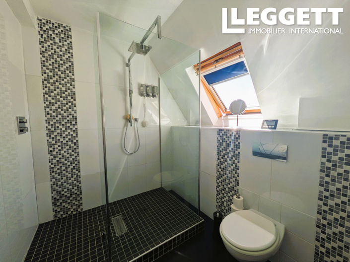 Image No.9-3 Bed House for sale