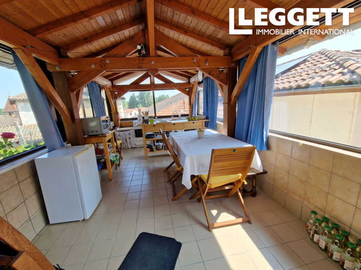 Image No.3-2 Bed House for sale