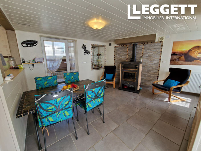 Image No.4-2 Bed House for sale