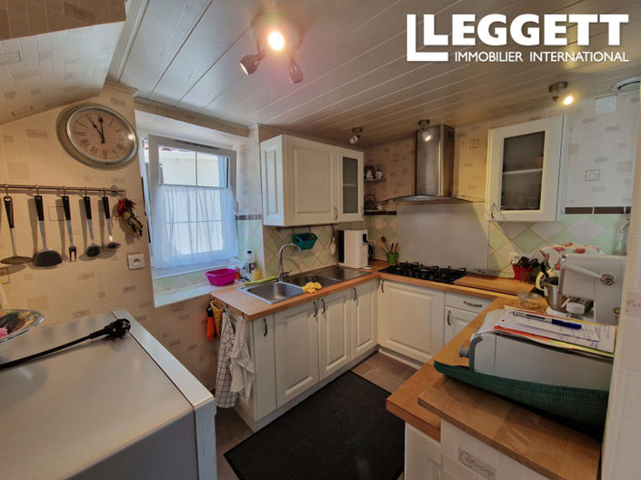 Image No.5-2 Bed House for sale