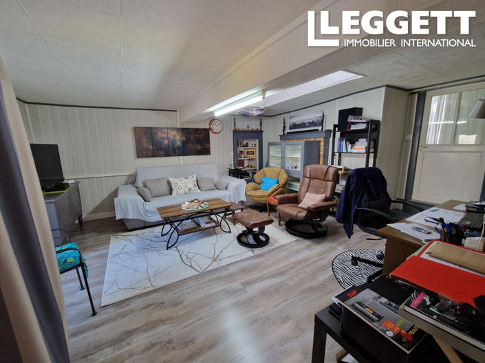 Image No.6-2 Bed House for sale