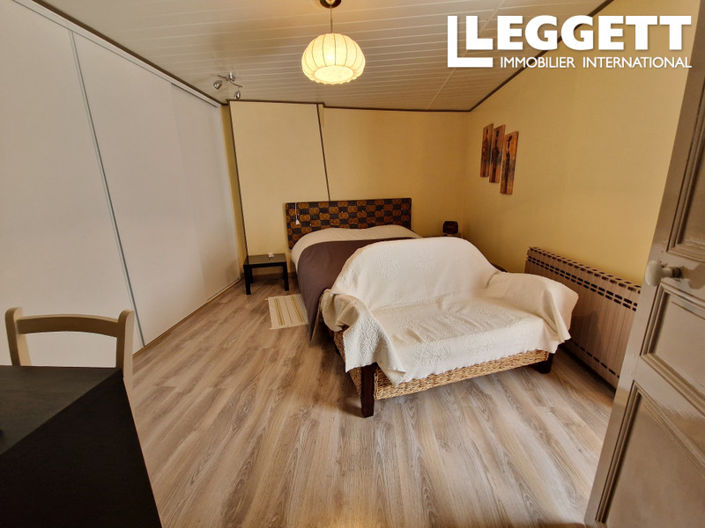 Image No.7-2 Bed House for sale