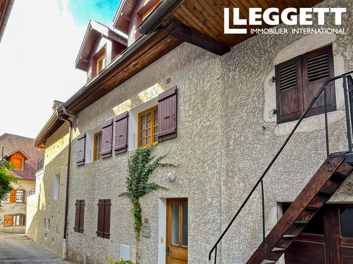 Image No.1-3 Bed House for sale