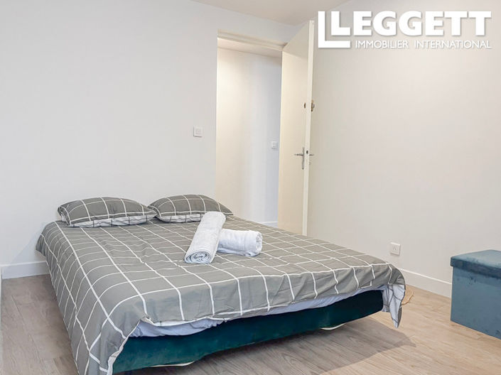 Image No.6-3 Bed House for sale