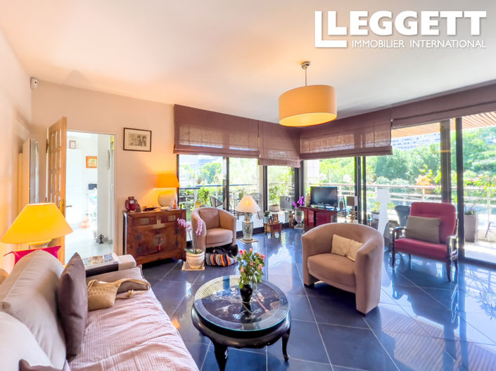 Image No.4-2 Bed Apartment for sale