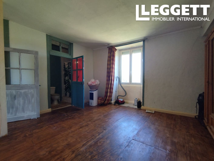 Image No.10-4 Bed House for sale